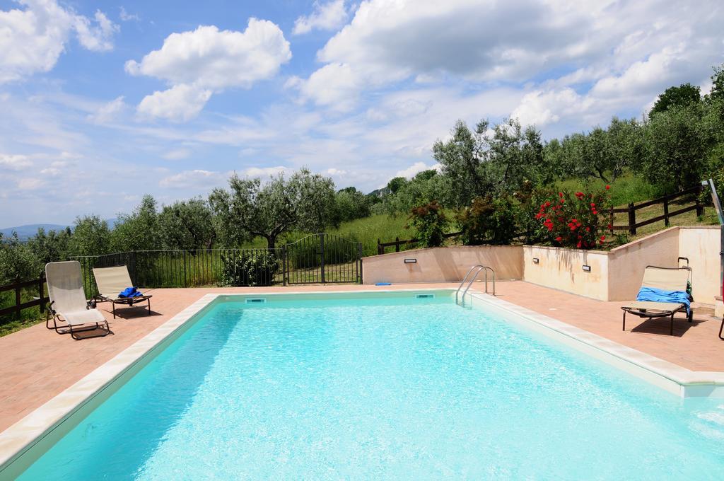 Villa Rosy Asís Exterior foto