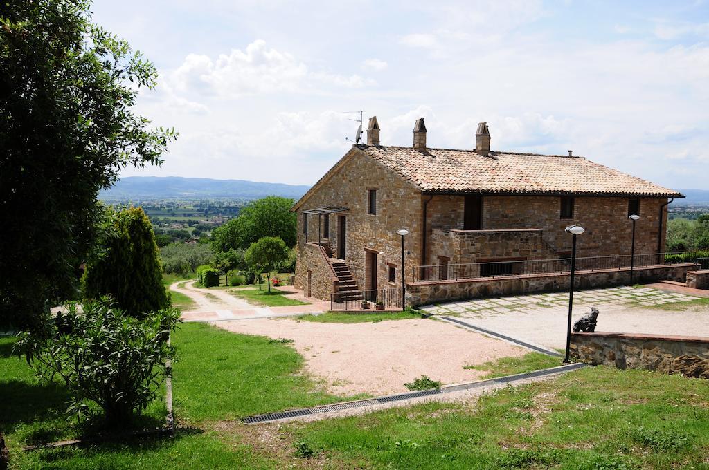 Villa Rosy Asís Exterior foto